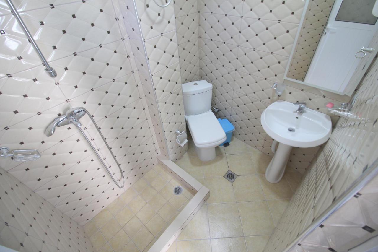 Andy Apartments Saranda Kültér fotó