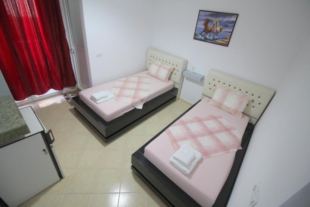 Andy Apartments Saranda Kültér fotó