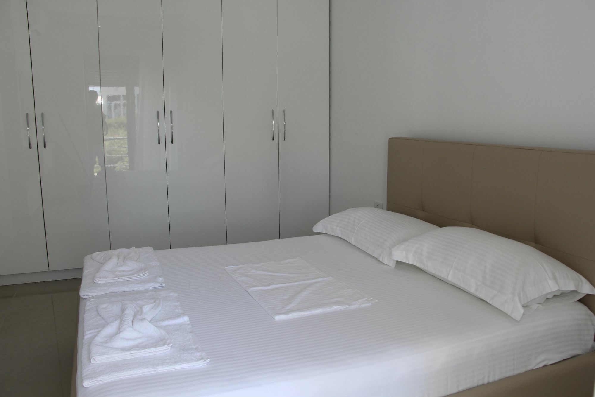 Andy Apartments Saranda Kültér fotó