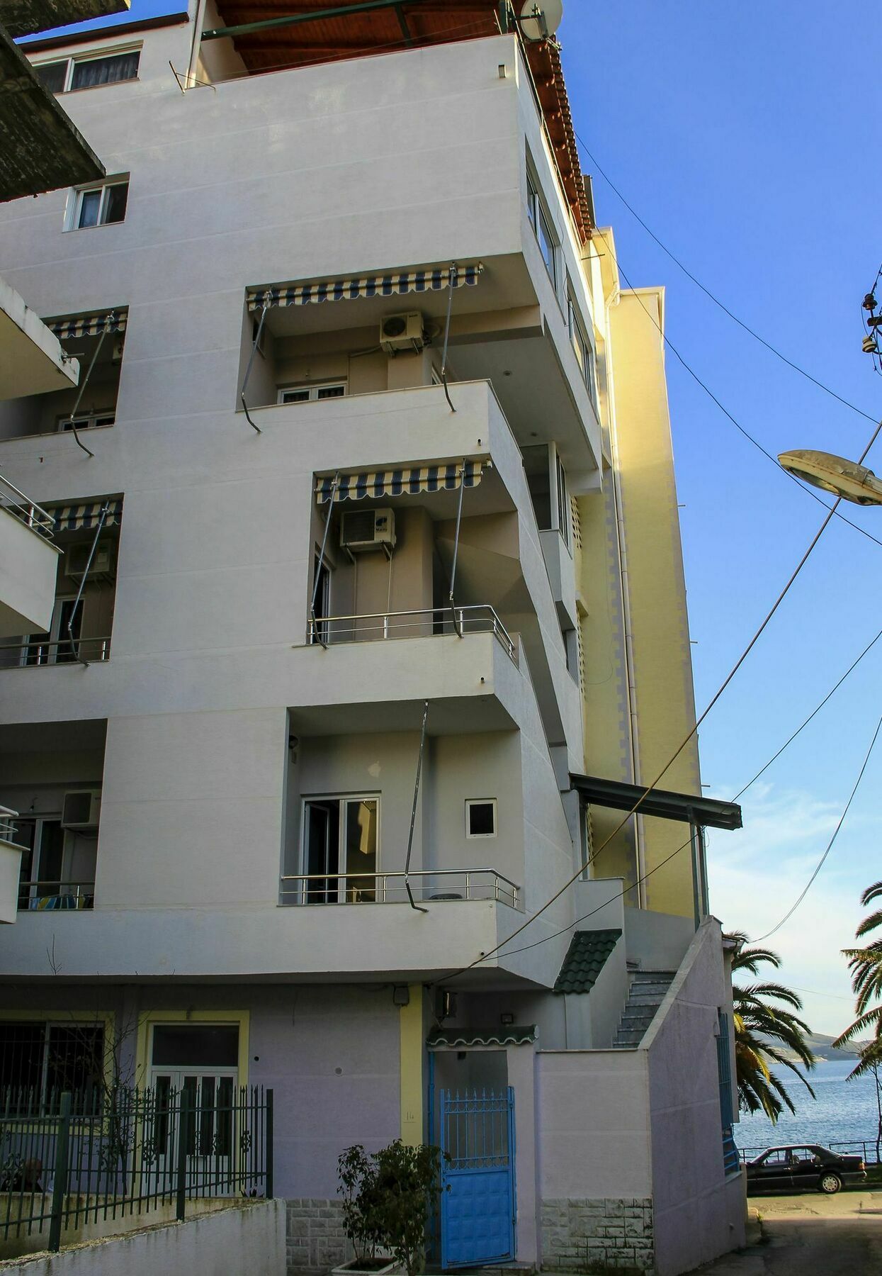 Andy Apartments Saranda Kültér fotó